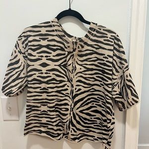 Anthropologie cropped zebra t shirt